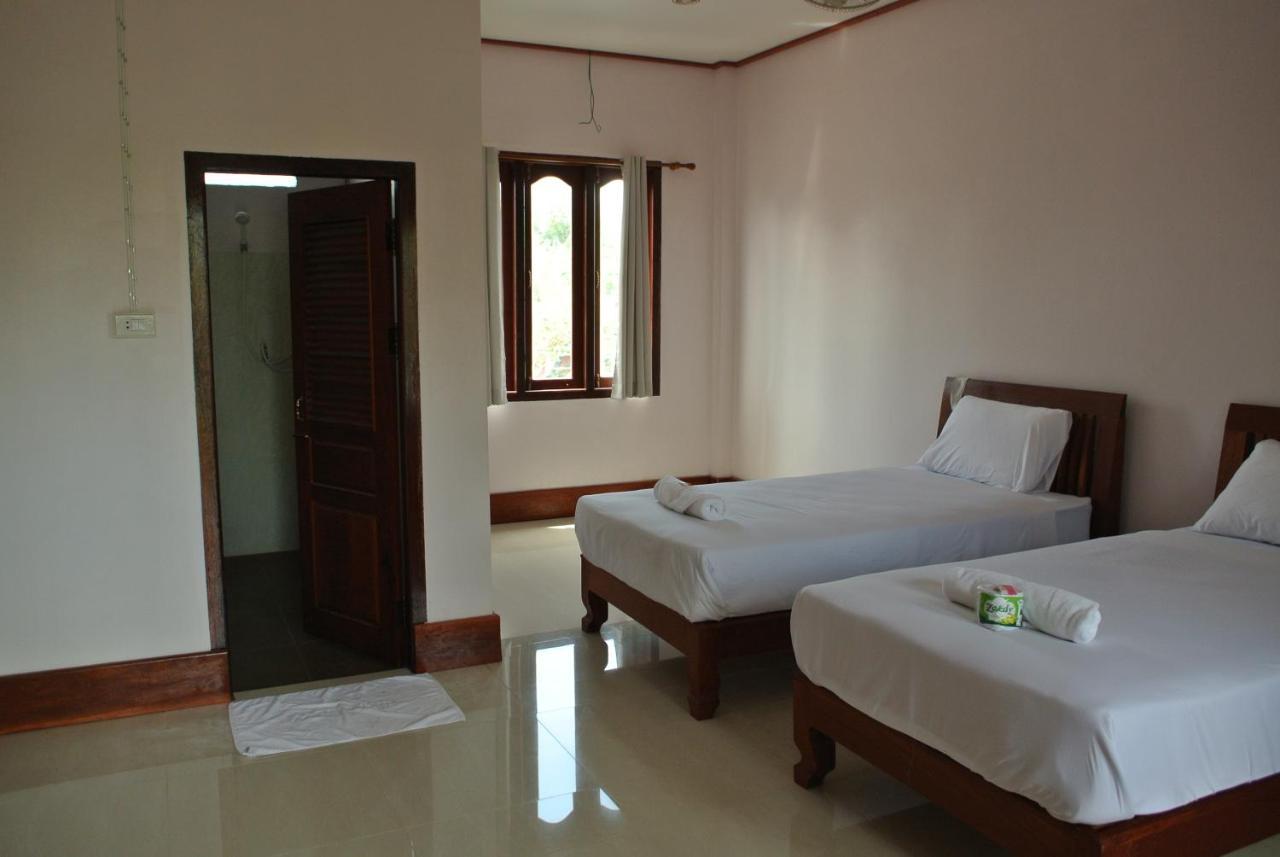 Mama Leurth Sunset Guesthouse Ban Dondét Rom bilde