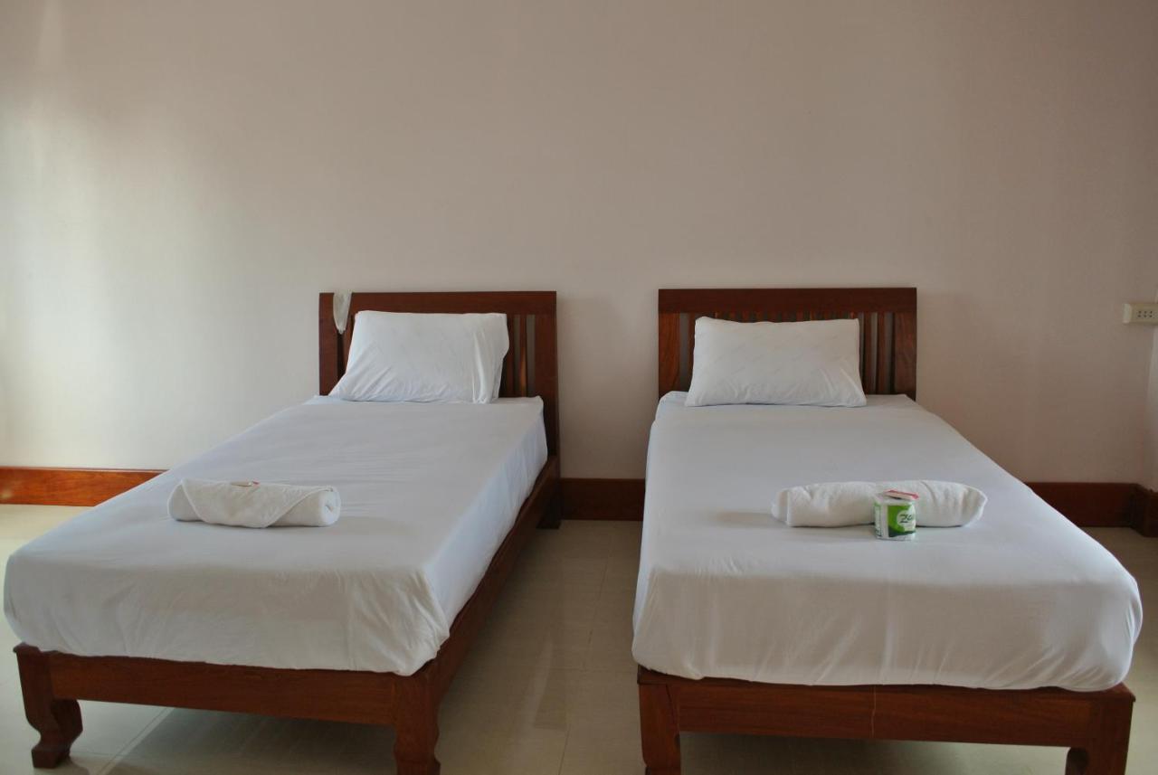 Mama Leurth Sunset Guesthouse Ban Dondét Rom bilde