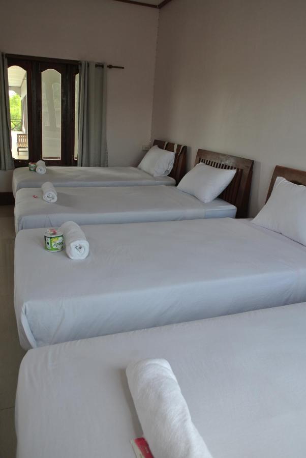Mama Leurth Sunset Guesthouse Ban Dondét Rom bilde