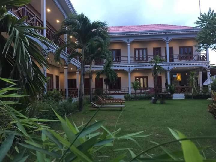 Mama Leurth Sunset Guesthouse Ban Dondét Eksteriør bilde